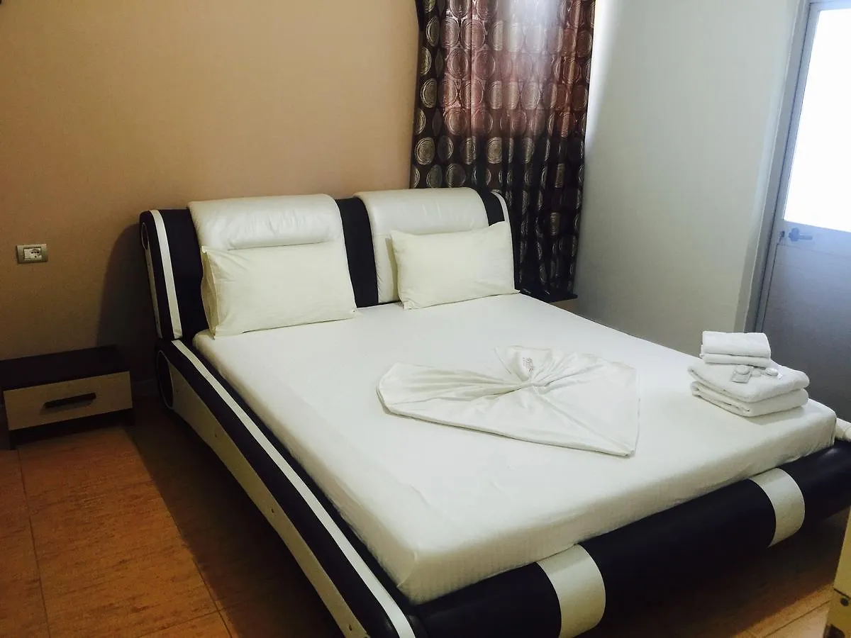 Godija Hotel & Suites Velipoje