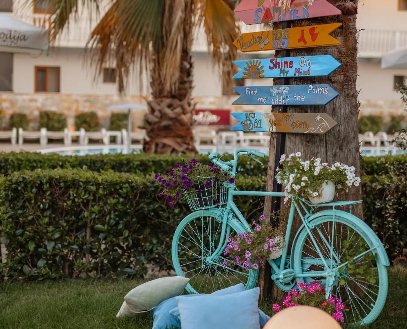Godija Hotel & Suites Velipojë