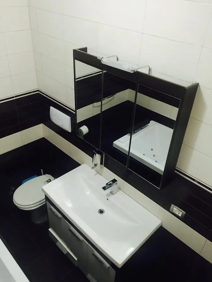 Godija Hotel & Suites Velipojë